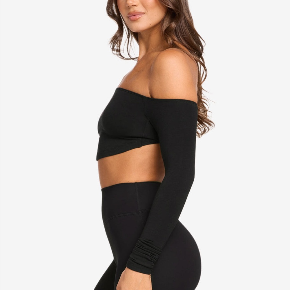 CSB Open Back Long Sleeve Cropped Top - Picture 8 of 11